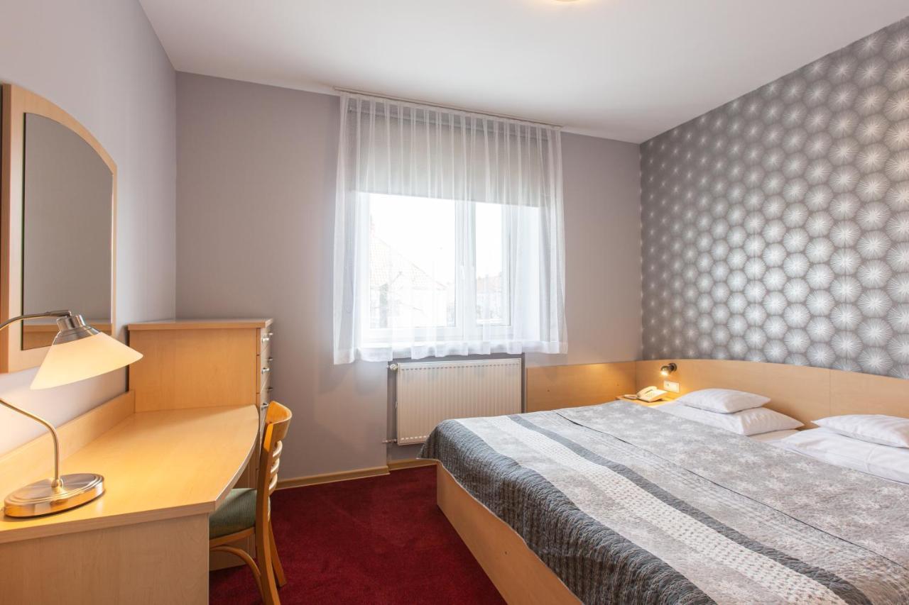 Hotel Labedy Gliwice Exterior photo